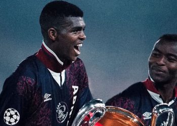 Nwankwo Kanu (left) end Finidi George